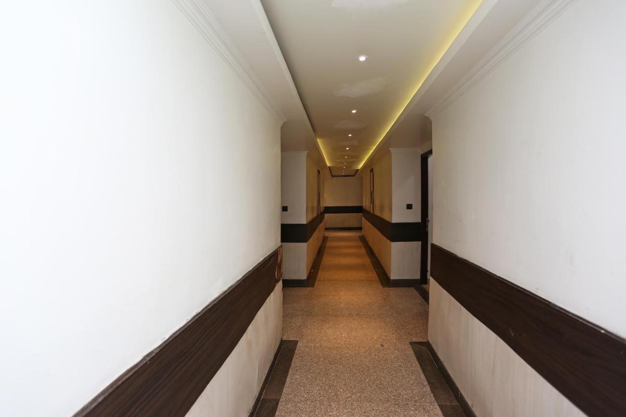 OYO 5663 GS Inn Chinhat Exterior foto