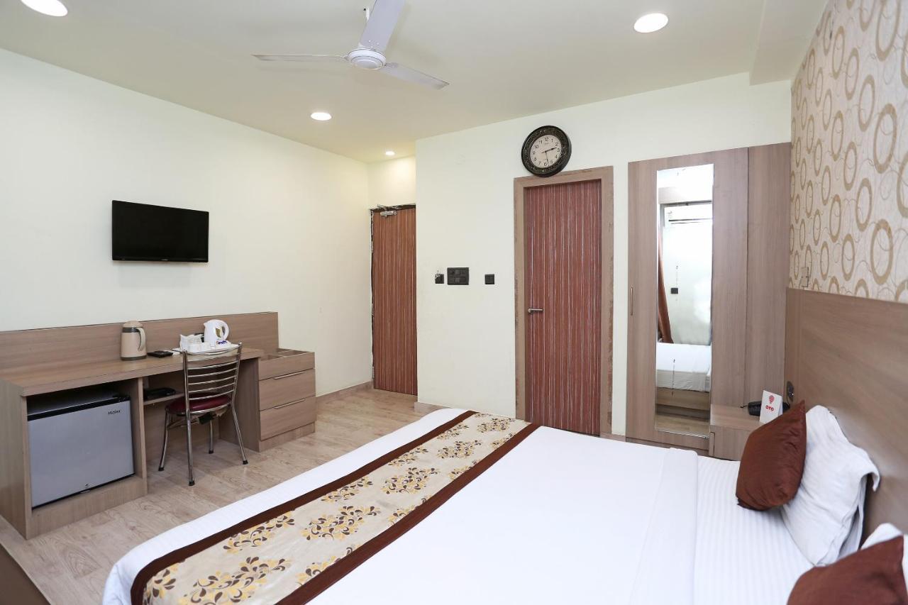 OYO 5663 GS Inn Chinhat Exterior foto